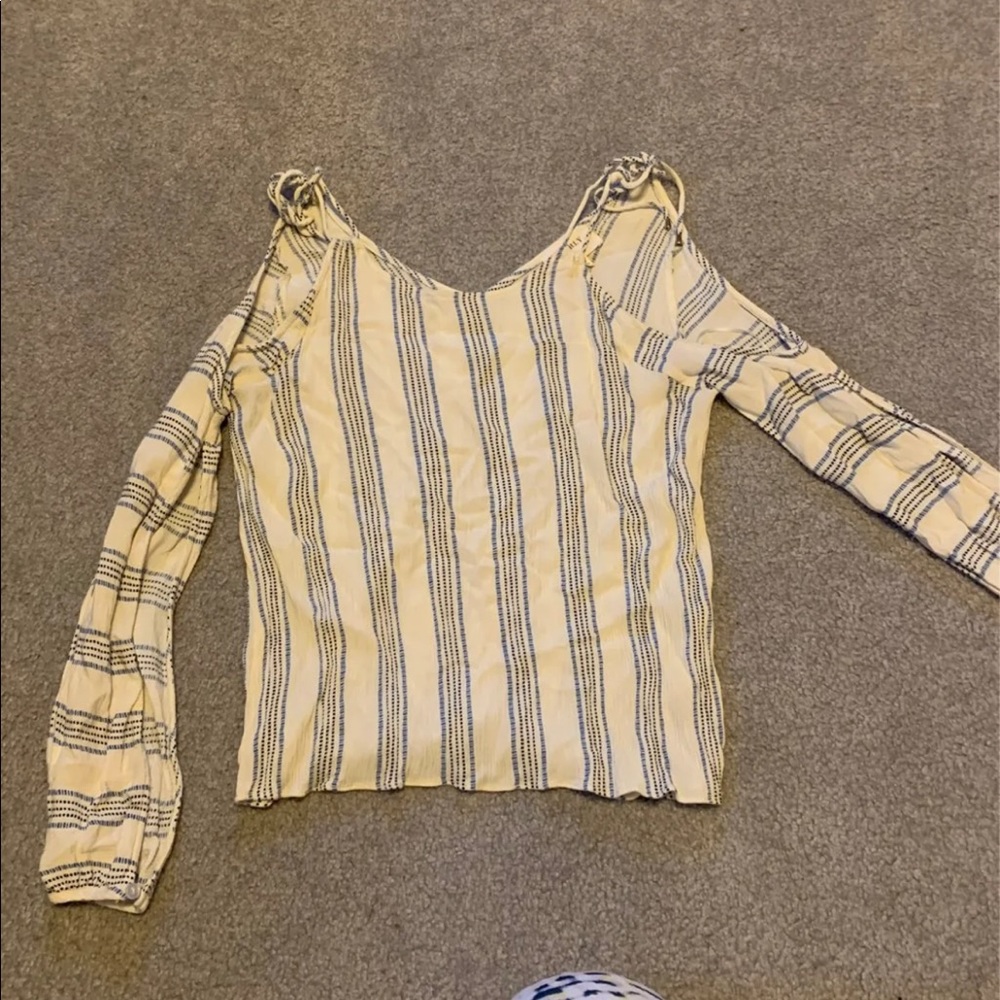 Blouse - Picture 2 of 4